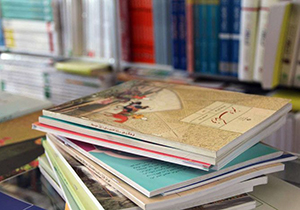 آغاز توزیع کتب درسی از اوایل شهریور/فروش اجباری لوازم التحریر همراه کتب، ممنوع